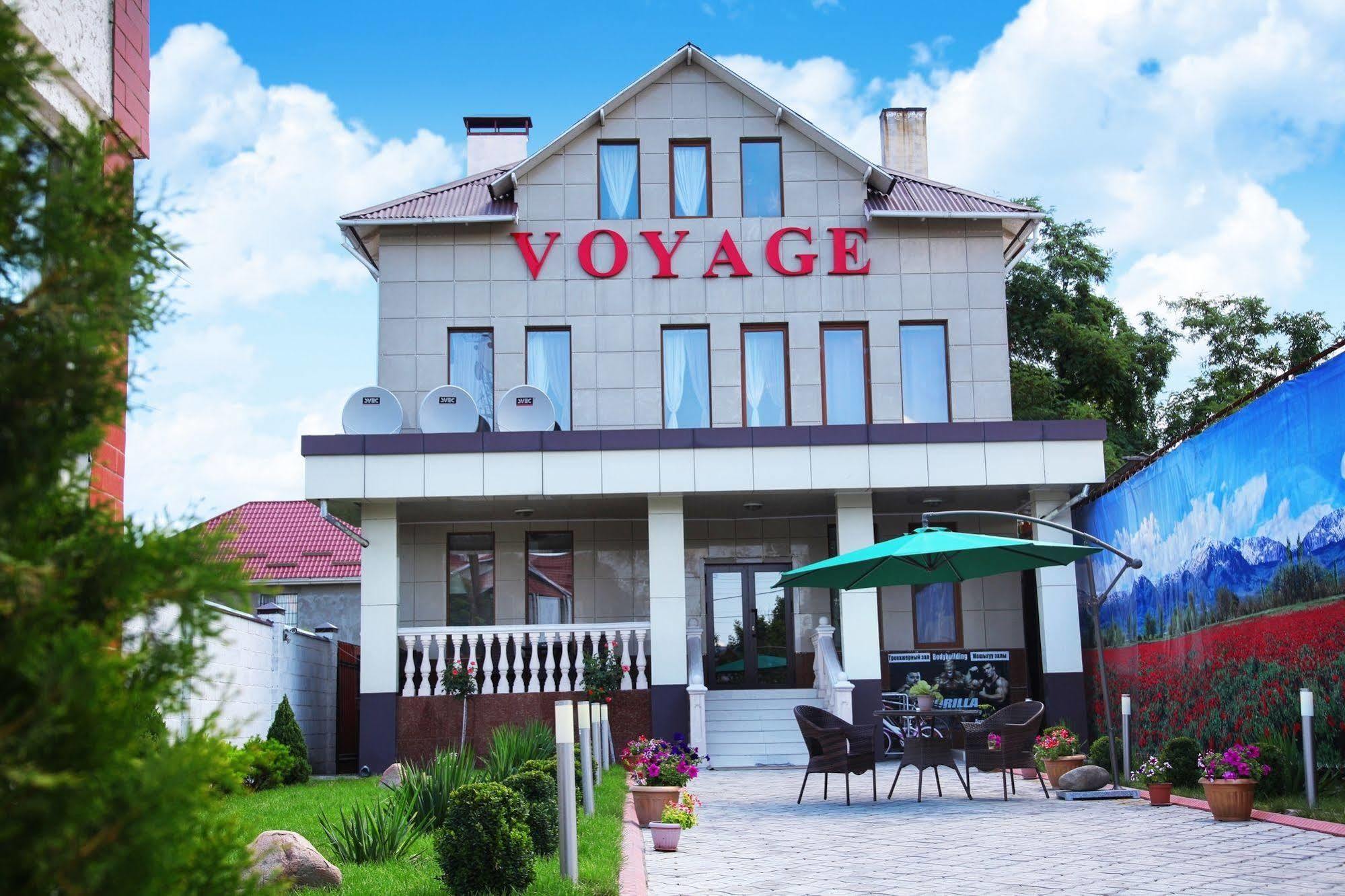 Voyage Hotel Bişkek Dış mekan fotoğraf